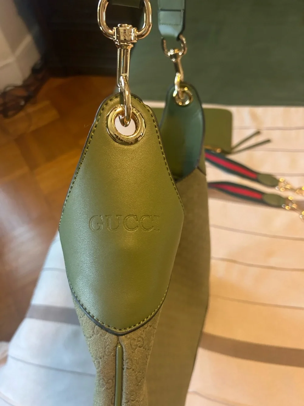 Gucci Olive Green suede Microguccissima B Large shoulder bag - Picture 6 of 6